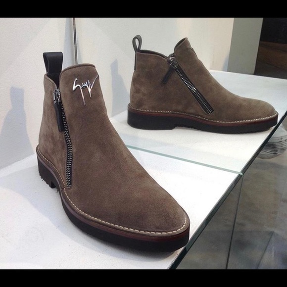 giuseppe zanotti • NEW • mens designer suede boots main image 12